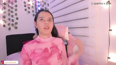 moonliight__ online show from 02-02-25, 12:19