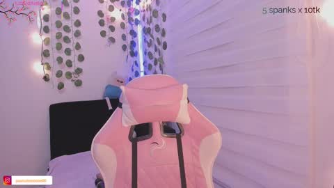 moonliight__ online show from 02-22-25, 11:35