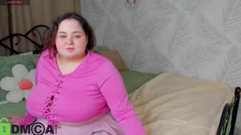 Snapshot of moonlitadele chatting on 02-25-26, 10:14 Adele online show from 02-25-26, 10:14