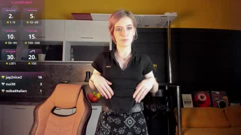 Snapshot of moonlitasuna chatting on 09-12-25, 02:50 Asuna online show from 09-12-25, 02:50