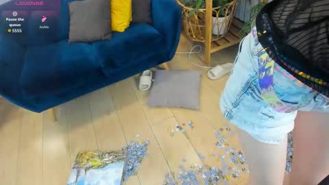 Snapshot of moonlitasuna chatting on 09-24-25, 01:36 Asuna online show from 09-24-25, 01:36