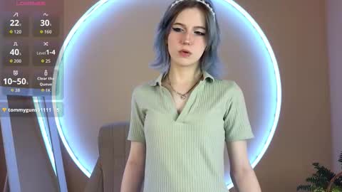 Snapshot of moonlitasuna chatting on 09-30-25, 01:49 Asuna online show from 09-30-25, 01:49