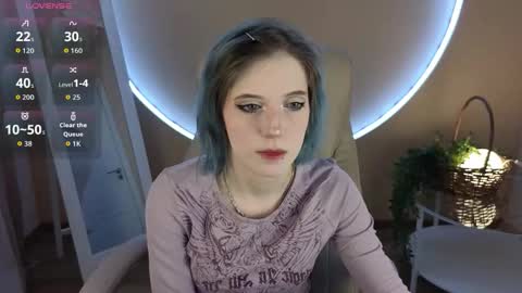 Snapshot of moonlitasuna chatting on 10-14-25, 01:45 Asuna online show from 10-14-25, 01:45