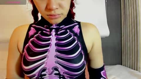 Kitty online show from 11-22-25, 07:02