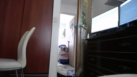 Snapshot of moonlunita chatting on 03-04-26, 08:59 moonlunita online show from 03-04-26, 08:59