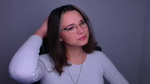 Susanna online show from 11-22-25, 06:23