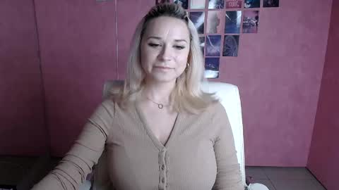 Susanna online show from 06-16-26, 05:21