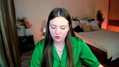 Betty online show from 09-12-25, 11:21