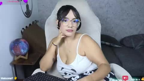 Moon Woman online show from 02-10-25, 06:31