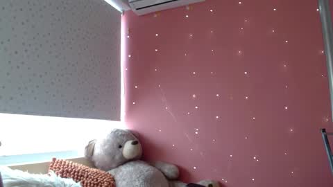 Mora Haze 3 online show from 01-04-25, 05:37