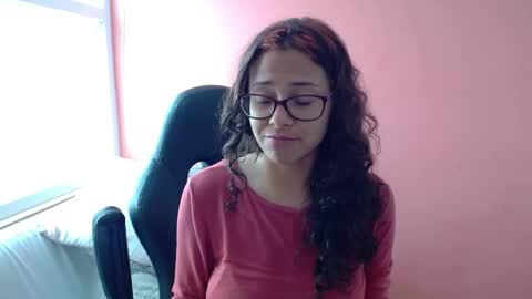 Mora Haze 3 online show from 10-18-25, 02:18