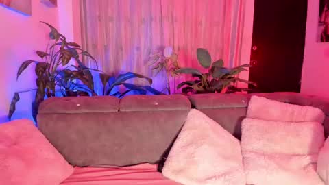   online show from 03-09-25, 09:35