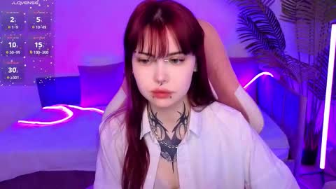 Snapshot of morana_batt chatting on 11-18-25, 02:06 Morana online show from 11-18-25, 02:06