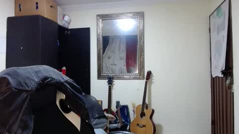 Snapshot of morbidangel08 chatting on 01-10-26, 06:15 Abelardo online show from 01-10-26, 06:15