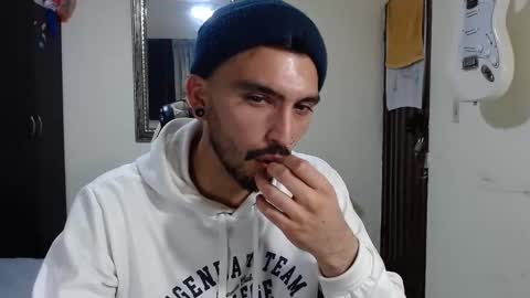 Snapshot of morbidangel08 chatting on 02-10-26, 06:06 Abelardo online show from 02-10-26, 06:06