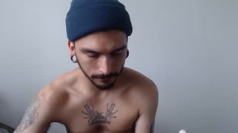 Snapshot of morbidangel08 chatting on 05-26-26, 07:32 Abelardo online show from 05-26-26, 07:32