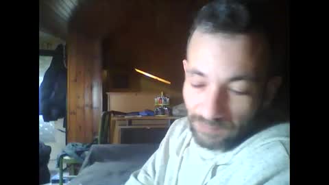Snapshot of mordecai999 chatting on 05-10-26, 10:53 mordecai999 online show from 05-10-26, 10:53