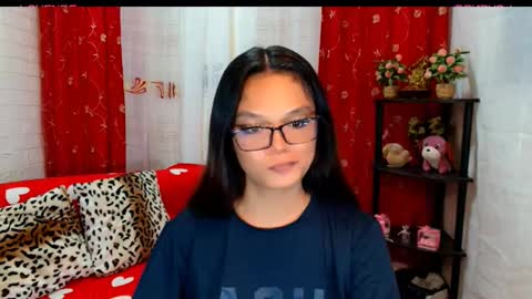 Snapshot of morena_cockts chatting on 02-12-25, 08:49 rondina online show from 02-12-25, 08:49
