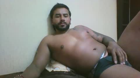 morenito_06 online show from 10-25-25, 06:10