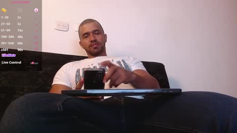 Morgan Lee online show from 12-12-24, 01:10