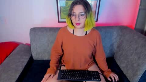 Snapshot of morgana_noctis chatting on 05-14-26, 11:00 morgana_noctis online show from 05-14-26, 11:00