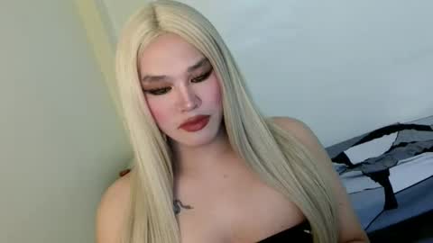 Snapshot of morgana_vile chatting on 05-13-26, 10:01 Ms. Morgana online show from 05-13-26, 10:01