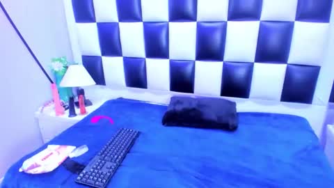 Snapshot of morganasmit_ chatting on 02-11-26, 02:11 morganasmit_ online show from 02-11-26, 02:11