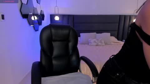 Morgan Hicks online show from 09-19-25, 07:58