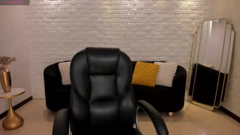 Morgan Hicks online show from 11-07-25, 07:58