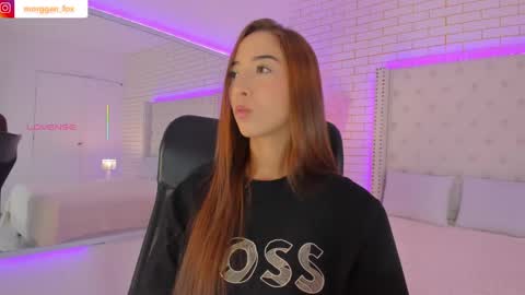 Snapshot of morggan_fx chatting on 09-26-25, 05:00 Morggan Castle online show from 09-26-25, 05:00