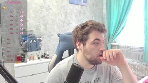 Snapshot of morlaios chatting on 01-04-25, 09:21 Morl online show from 01-04-25, 09:21