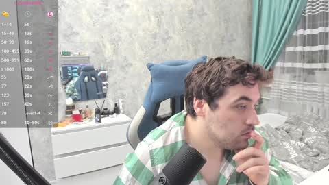 Snapshot of morlaios chatting on 02-02-25, 08:19 Morl online show from 02-02-25, 08:19