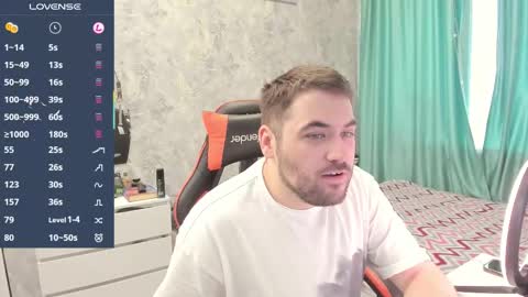 Snapshot of morlaios chatting on 11-19-25, 11:21 Morl online show from 11-19-25, 11:21