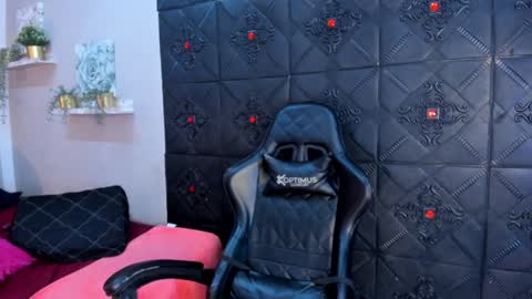 Snapshot of morochaa_fire chatting on 01-12-25, 05:33 Morocha online show from 01-12-25, 05:33