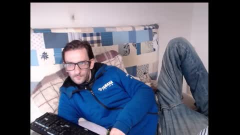 Snapshot of morris_slug_the_second chatting on 03-11-25, 08:09 Adam online show from 03-11-25, 08:09