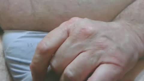 Snapshot of moth12 chatting on 03-04-25, 04:52 moth12 online show from 03-04-25, 04:52