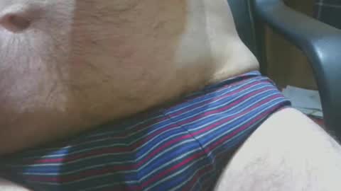 Snapshot of moth12 chatting on 12-01-25, 01:16 moth12 online show from 12-01-25, 01:16