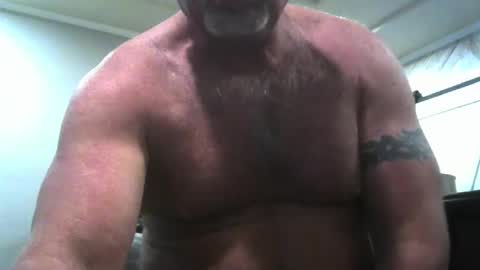 motorguy08 online show from 12-19-24, 04:13