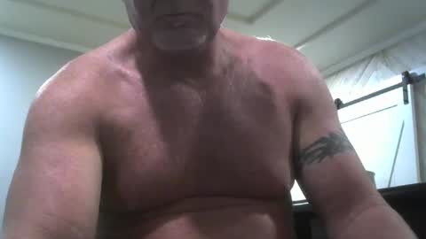 motorguy08 online show from 12-20-24, 05:04