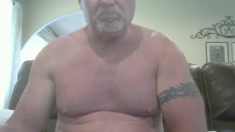 motorguy08 online show from 09-25-25, 05:05