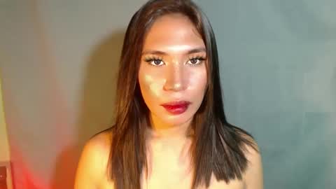 mouiline_rouge69 online show from 03-10-25, 02:50