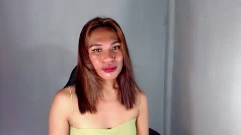 mouiline_rouge69 online show from 09-11-25, 12:55