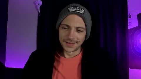 Snapshot of mount_vesuvius chatting on 10-26-25, 10:15 mount_vesuvius online show from 10-26-25, 10:15