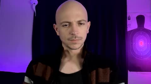 Snapshot of mount_vesuvius chatting on 10-28-25, 06:43 mount_vesuvius online show from 10-28-25, 06:43