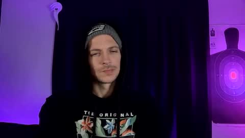 Snapshot of mount_vesuvius chatting on 10-29-25, 06:48 mount_vesuvius online show from 10-29-25, 06:48