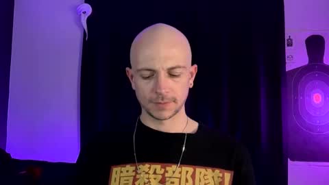 Snapshot of mount_vesuvius chatting on 11-11-25, 01:27 mount_vesuvius online show from 11-11-25, 01:27