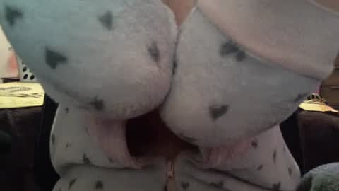 mountainbeauty online show from 12-18-24, 12:10