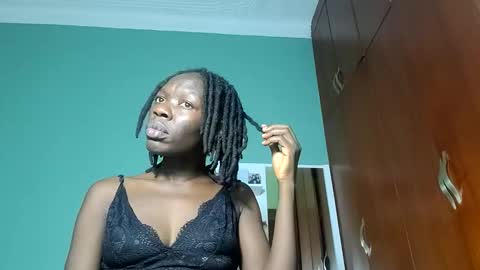 Mouthymiss online show from 03-04-25, 05:13