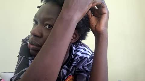 Mouthymiss online show from 11-11-25, 07:08