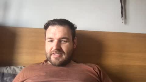 Snapshot of mr834565 chatting on 03-04-26, 12:33 mr834565 online show from 03-04-26, 12:33